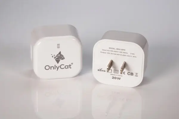 OnlyCat Netzadapter – Bild 2